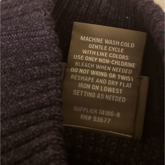 St John's Bay long sleeve knitting sweater shirt - Picture 5 of 8